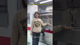 Höhenverstellbare Zuschnittstation